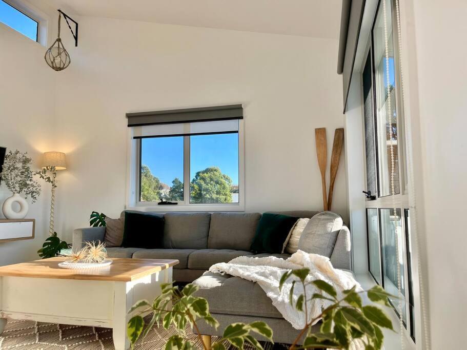 Вилла Viola - Seaside Retreat Коулс-Бей Экстерьер фото