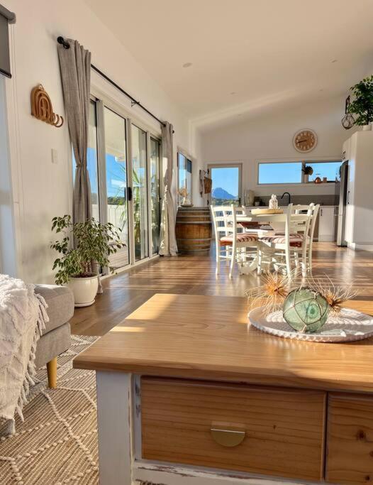Вилла Viola - Seaside Retreat Коулс-Бей Экстерьер фото